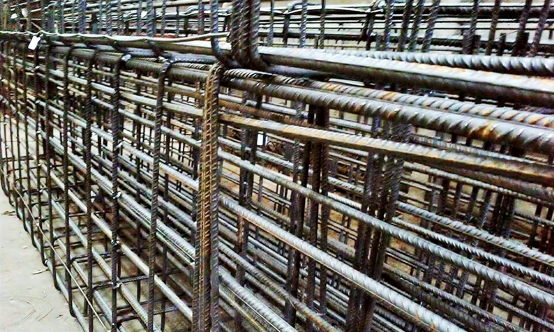 Almacén de venta de todo tipo de materiales de construcciones en Moaña